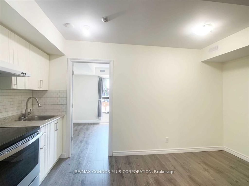 721 Danforth Avenue Property Photo 4
