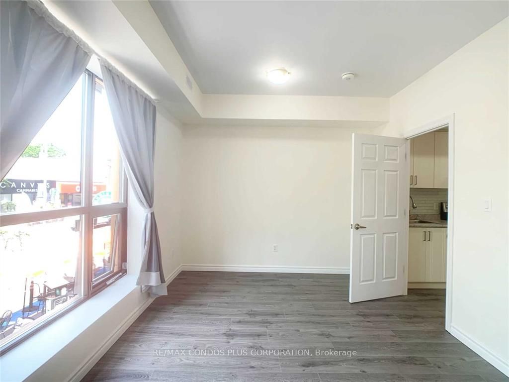 721 Danforth Avenue Property Photo 10