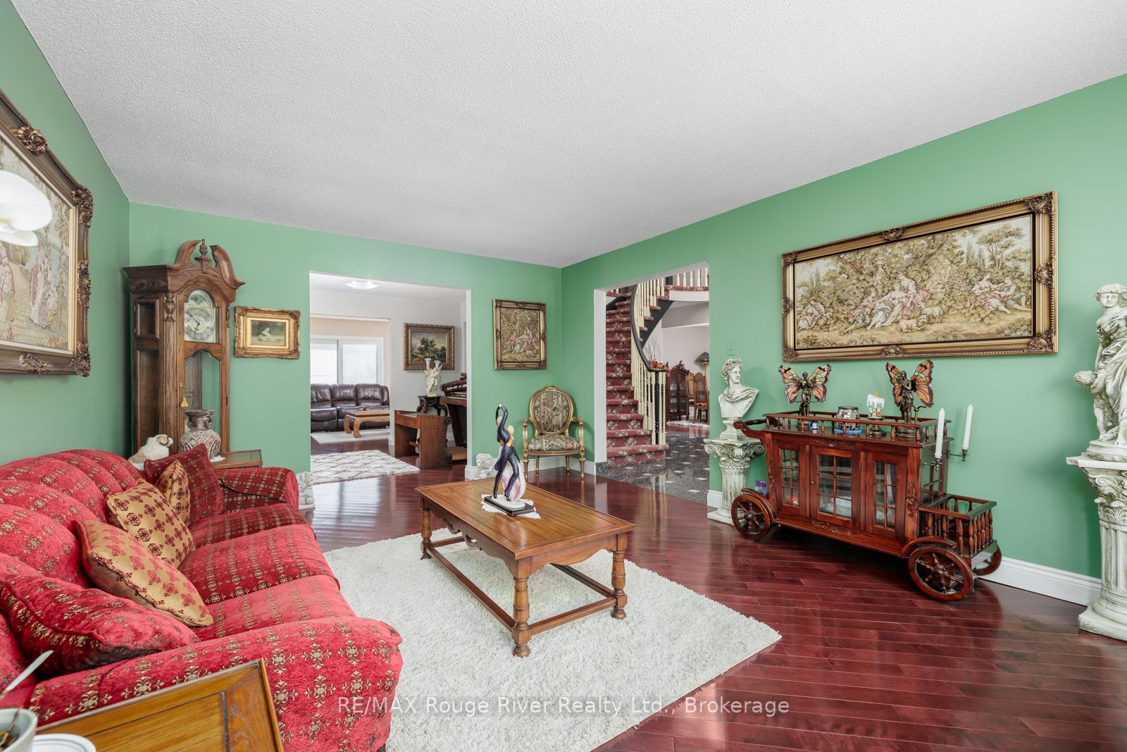1106 Ridge Valley Drive Property Photo 8