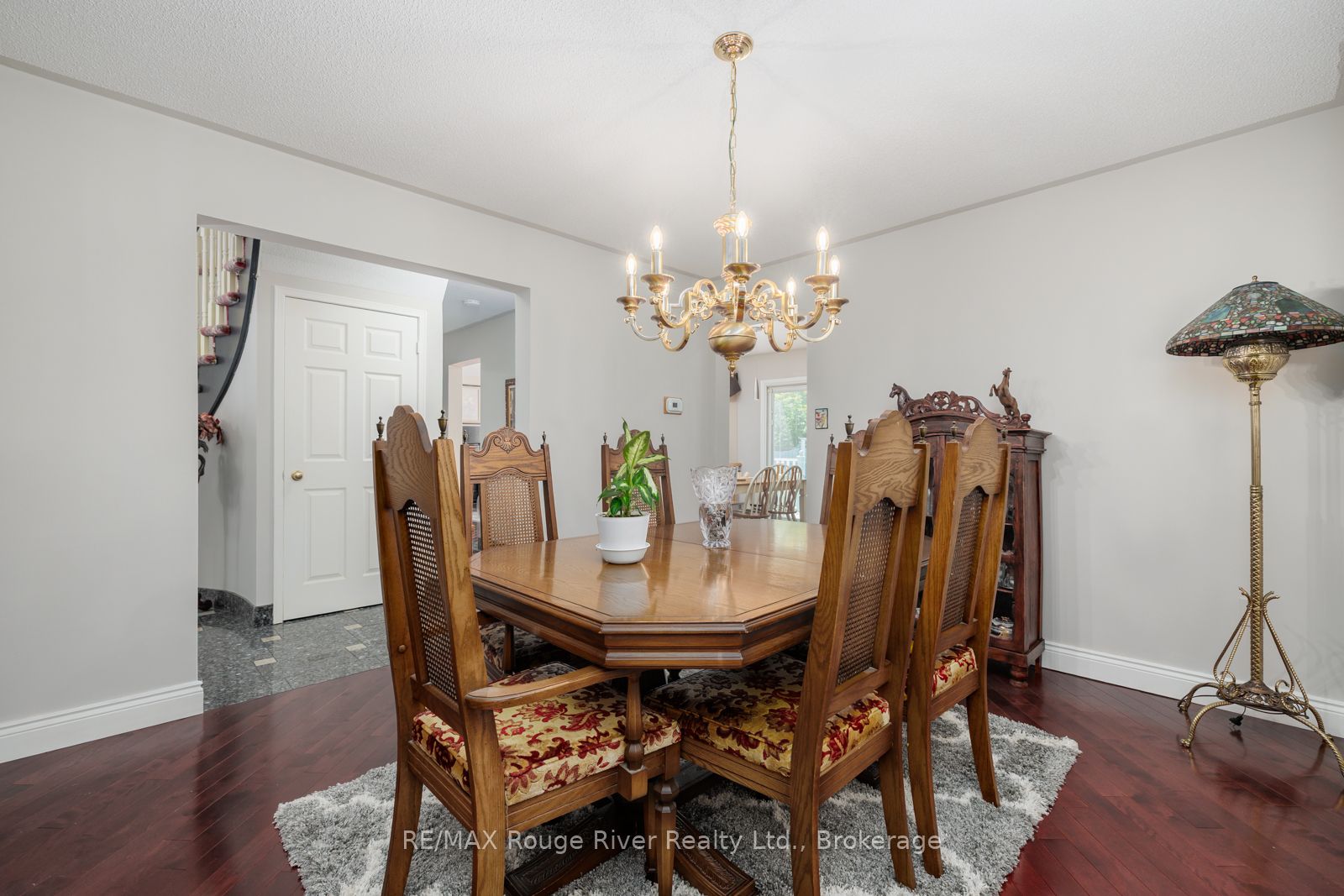 1106 Ridge Valley Drive Property Photo 19