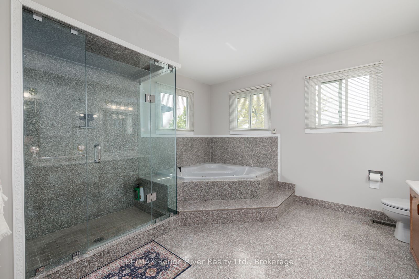 1106 Ridge Valley Drive Property Photo 29