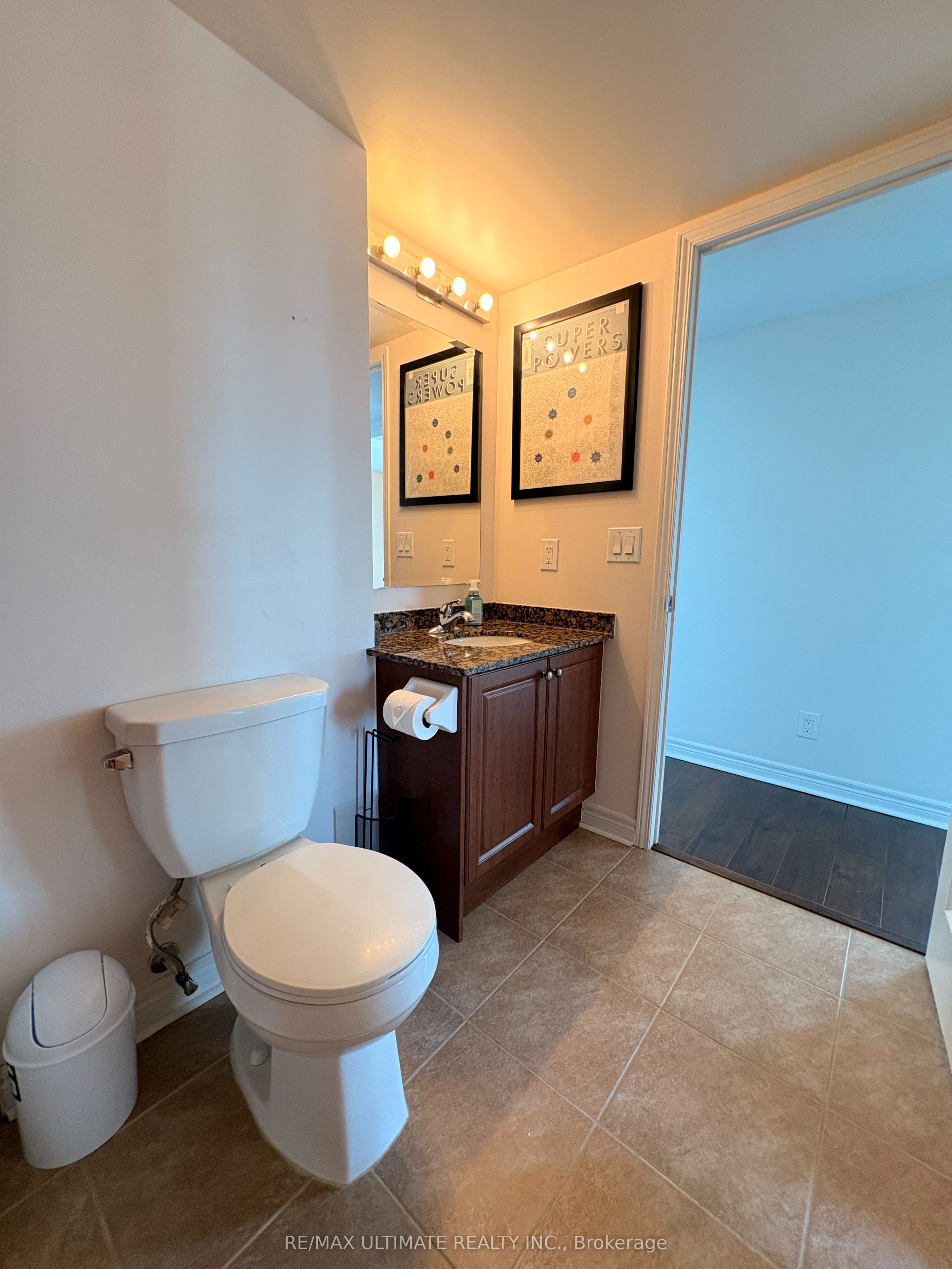 60 Fairfax Crescent 425 Property Photo 18