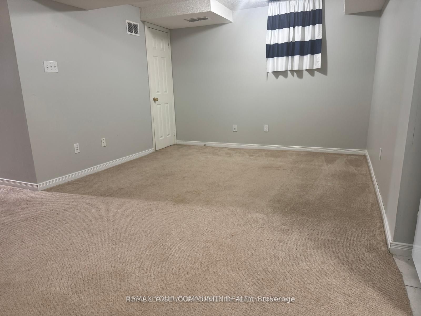 65 Dakin Drive S Property Photo 3
