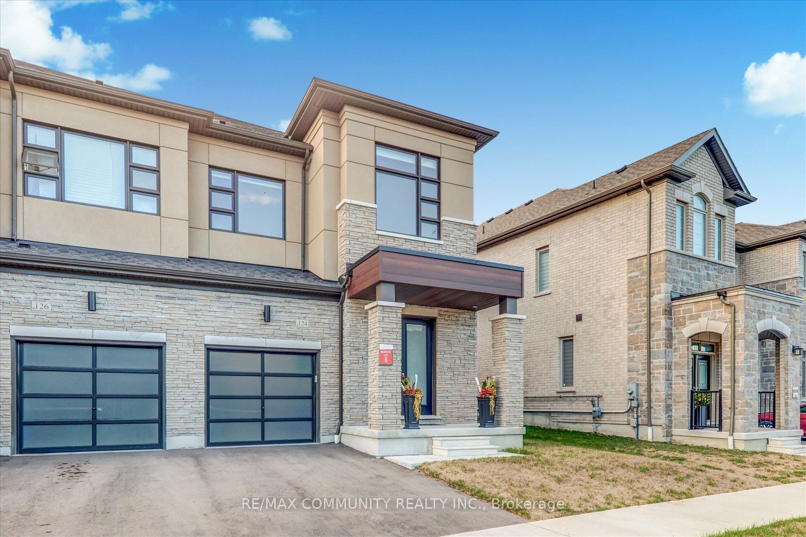 124 Ogston Crescent Property Photo 3