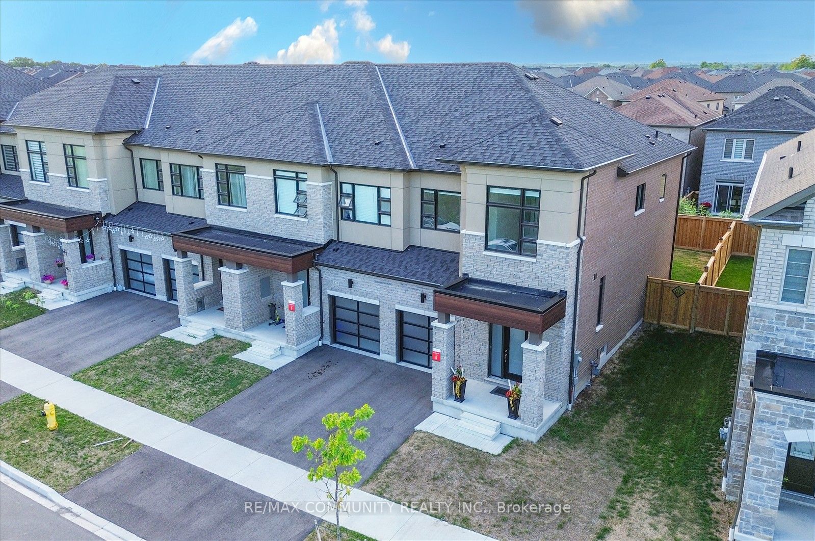 124 Ogston Crescent Property Photo 6