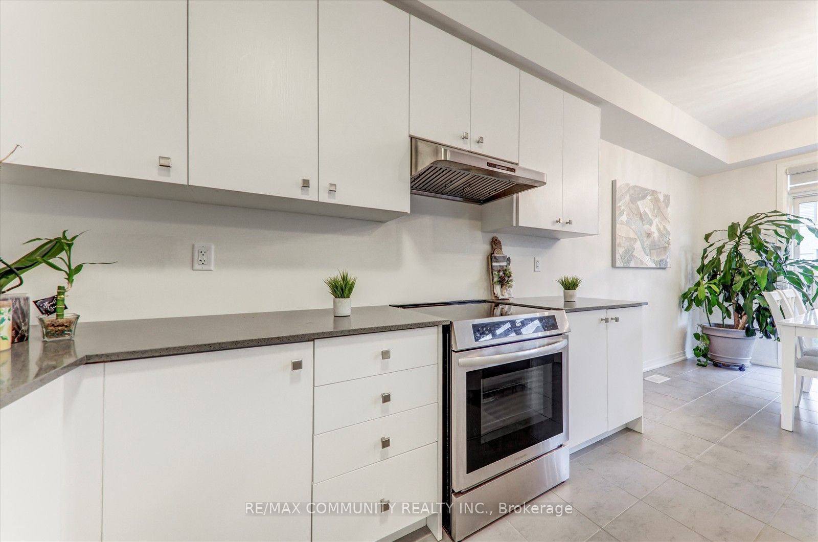124 Ogston Crescent Property Photo 27
