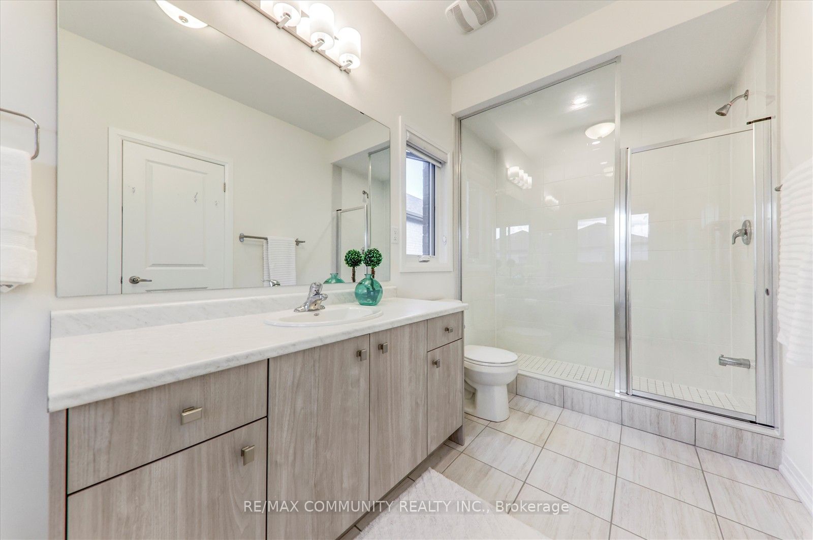 124 Ogston Crescent Property Photo 40