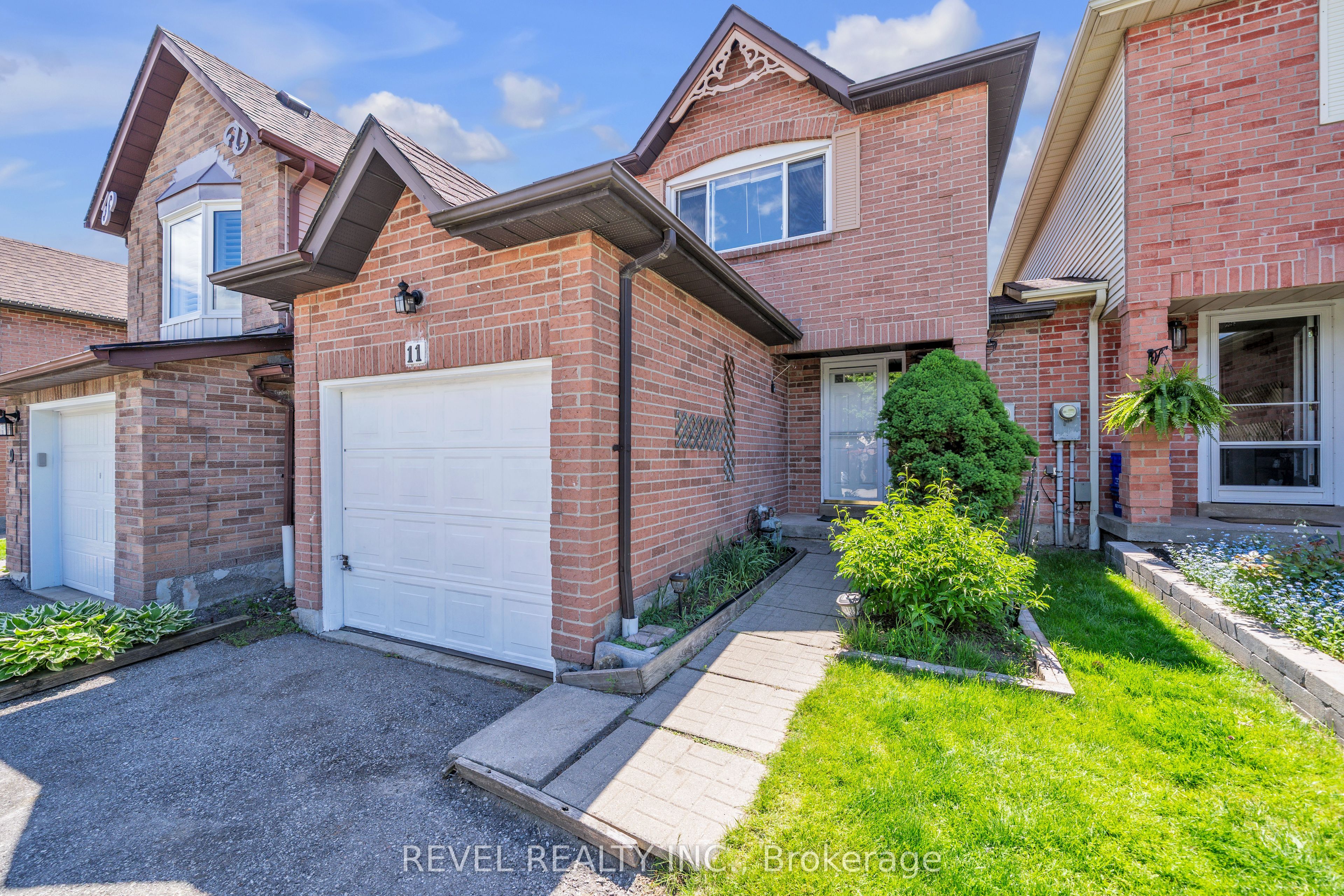11 Carr Drive Property Photo 1