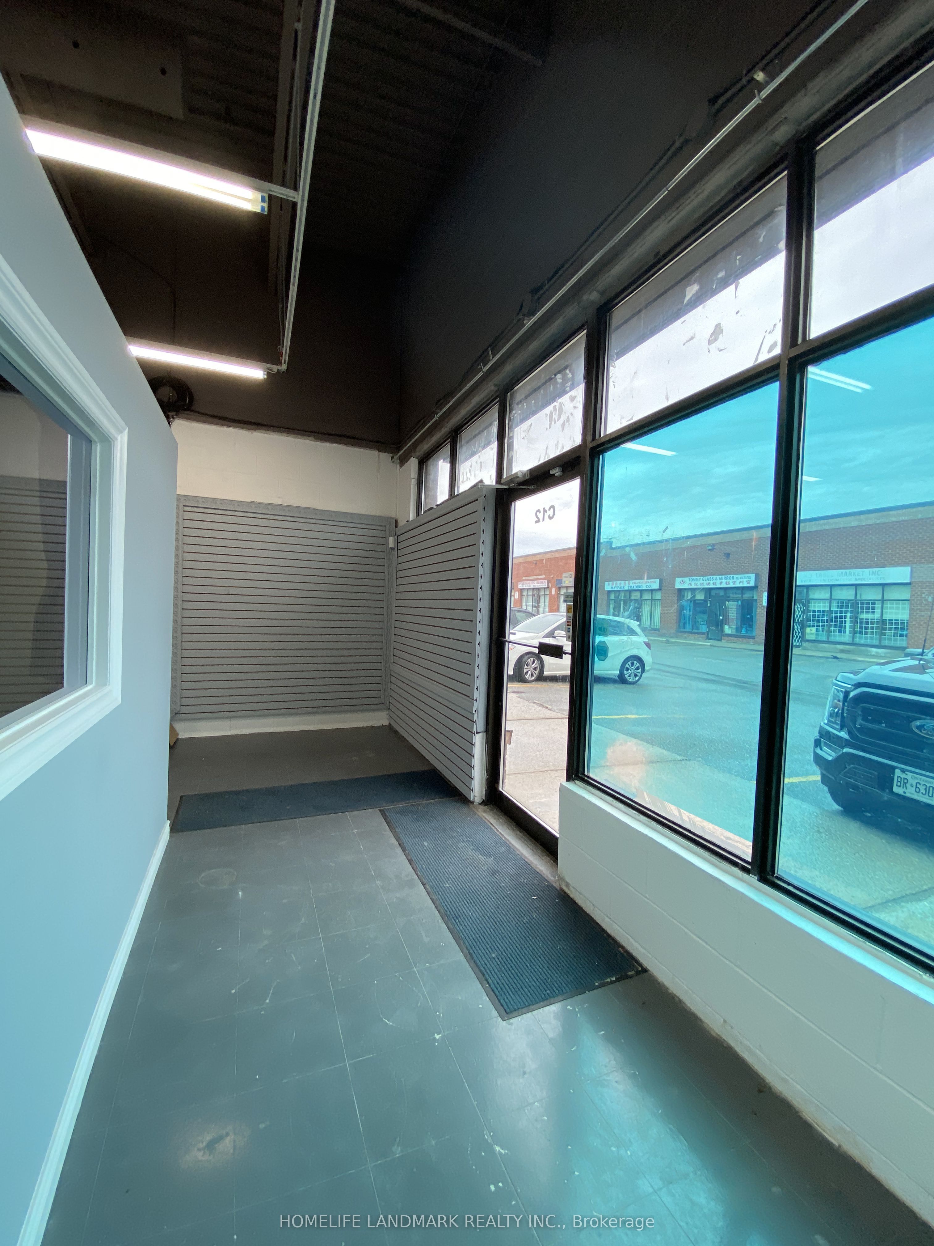 63 Silver Star Boulevard C12 Property Photo 2