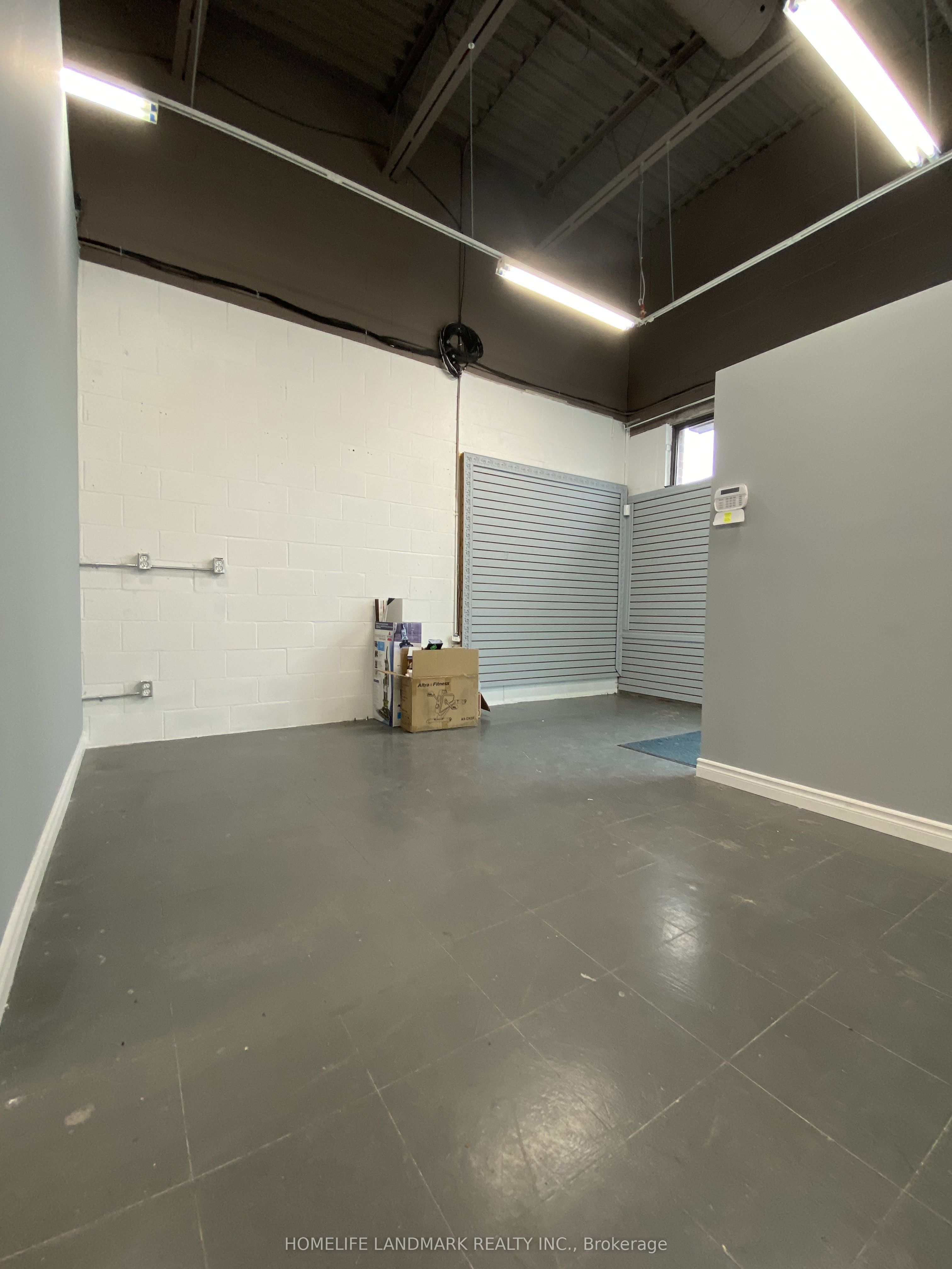 63 Silver Star Boulevard C12 Property Photo 5