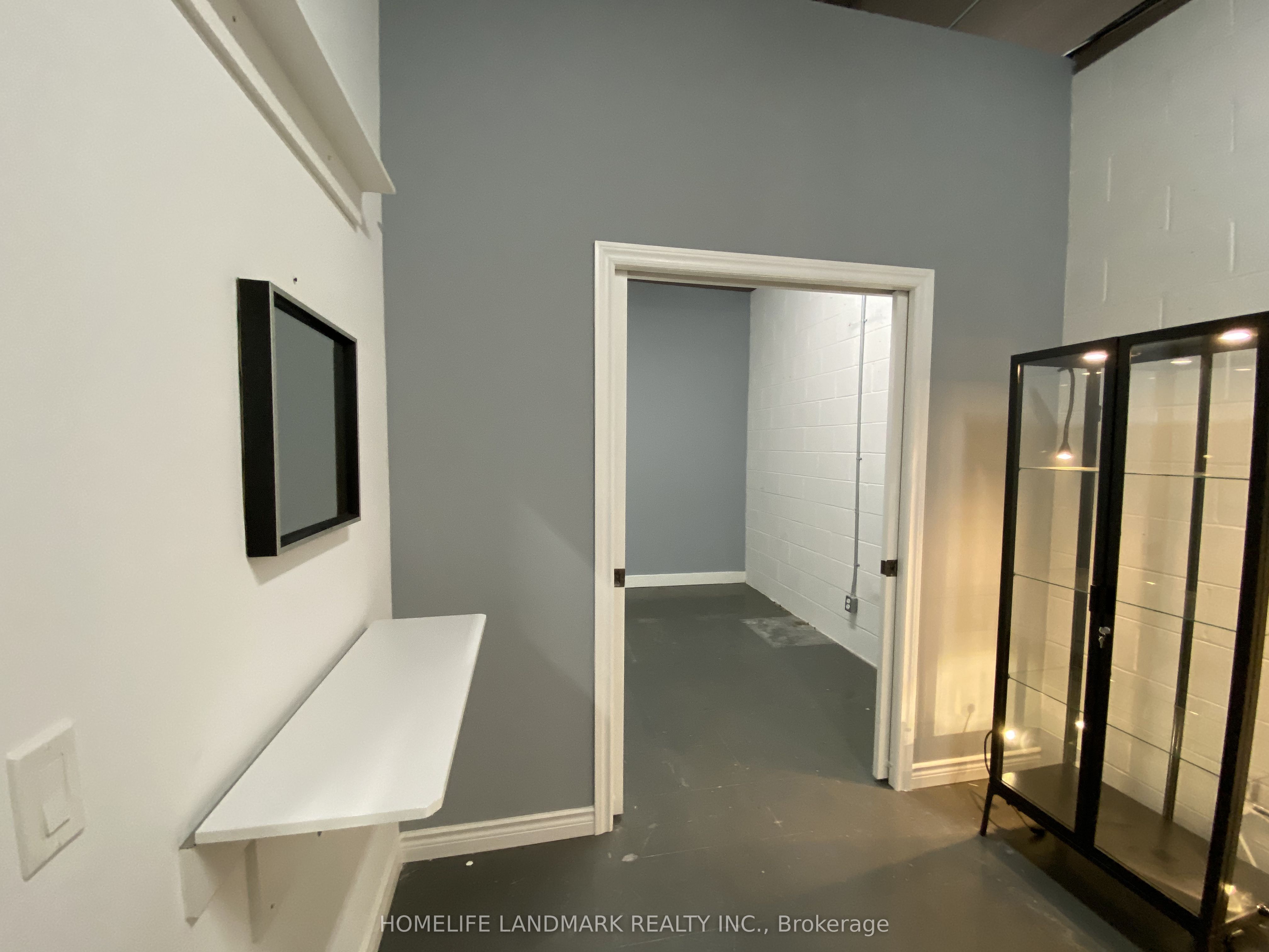 63 Silver Star Boulevard C12 Property Photo 13