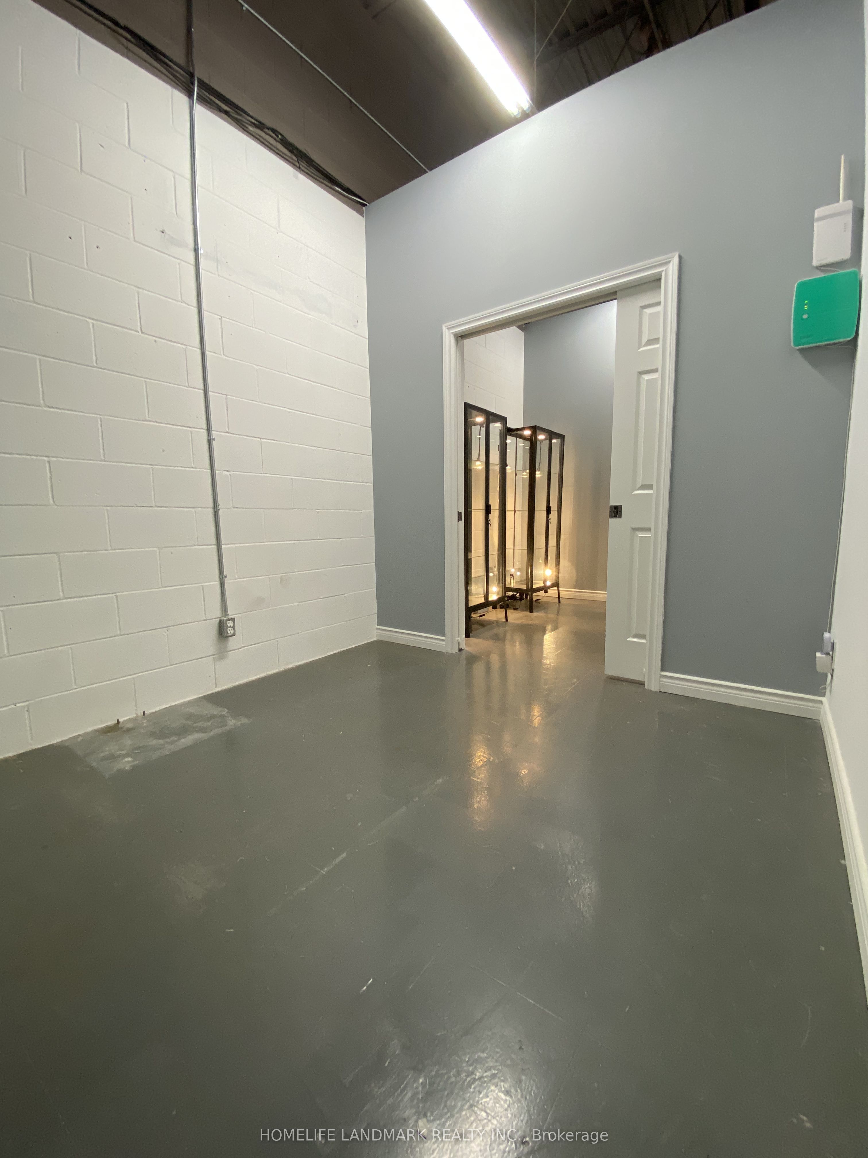 63 Silver Star Boulevard C12 Property Photo 15