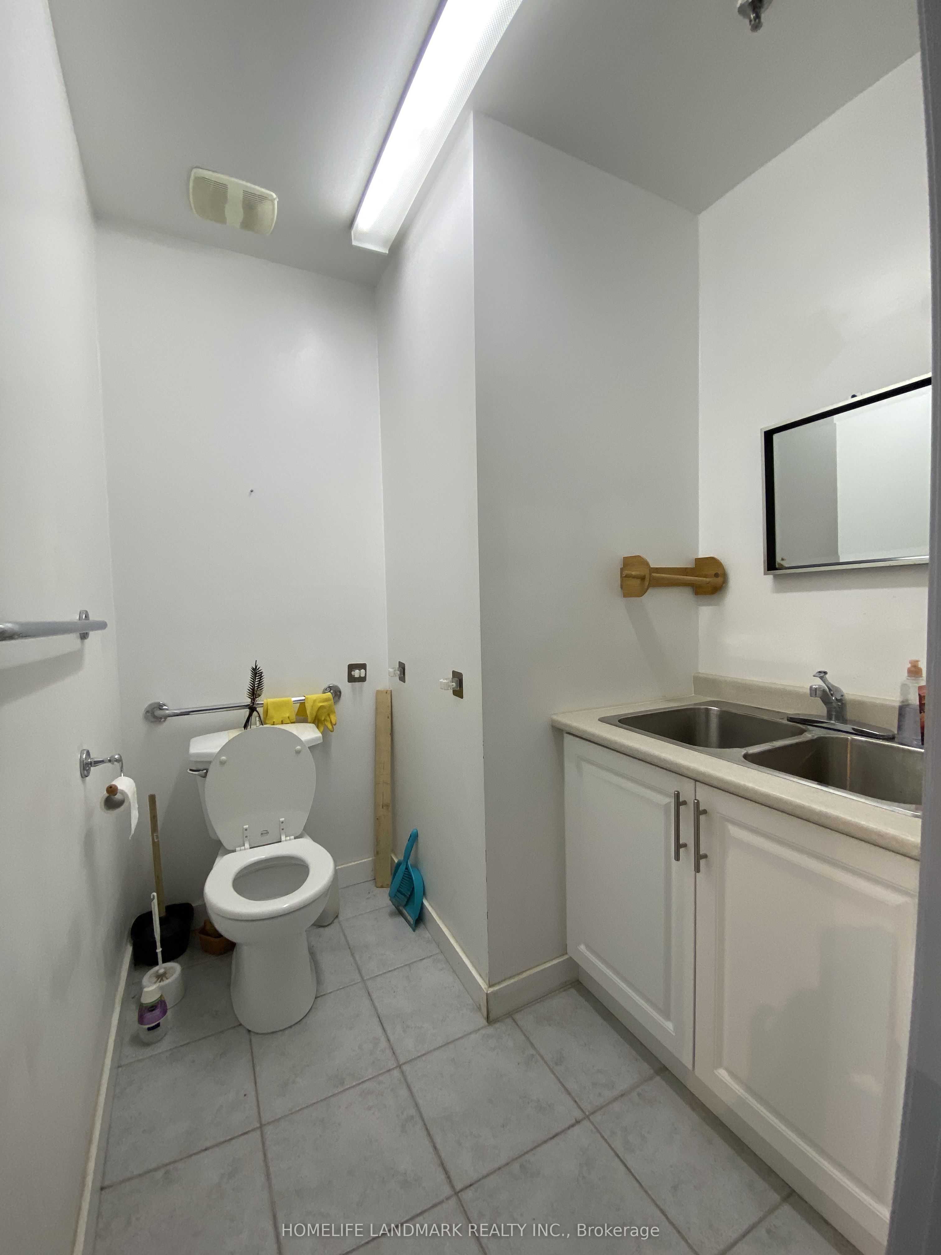 63 Silver Star Boulevard C12 Property Photo 30
