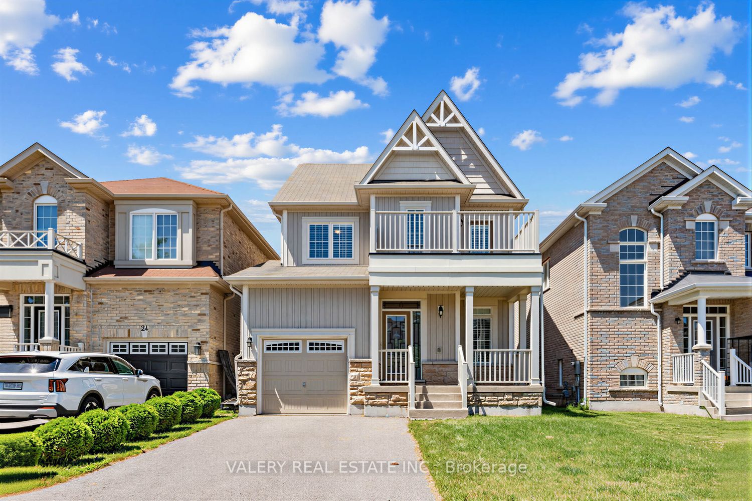 20 McDonald Crescent Property Photo 1