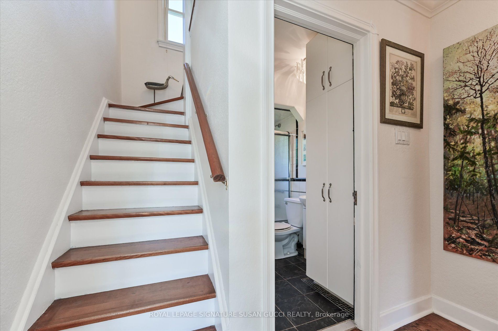 33 Plaxton Drive Property Photo 9