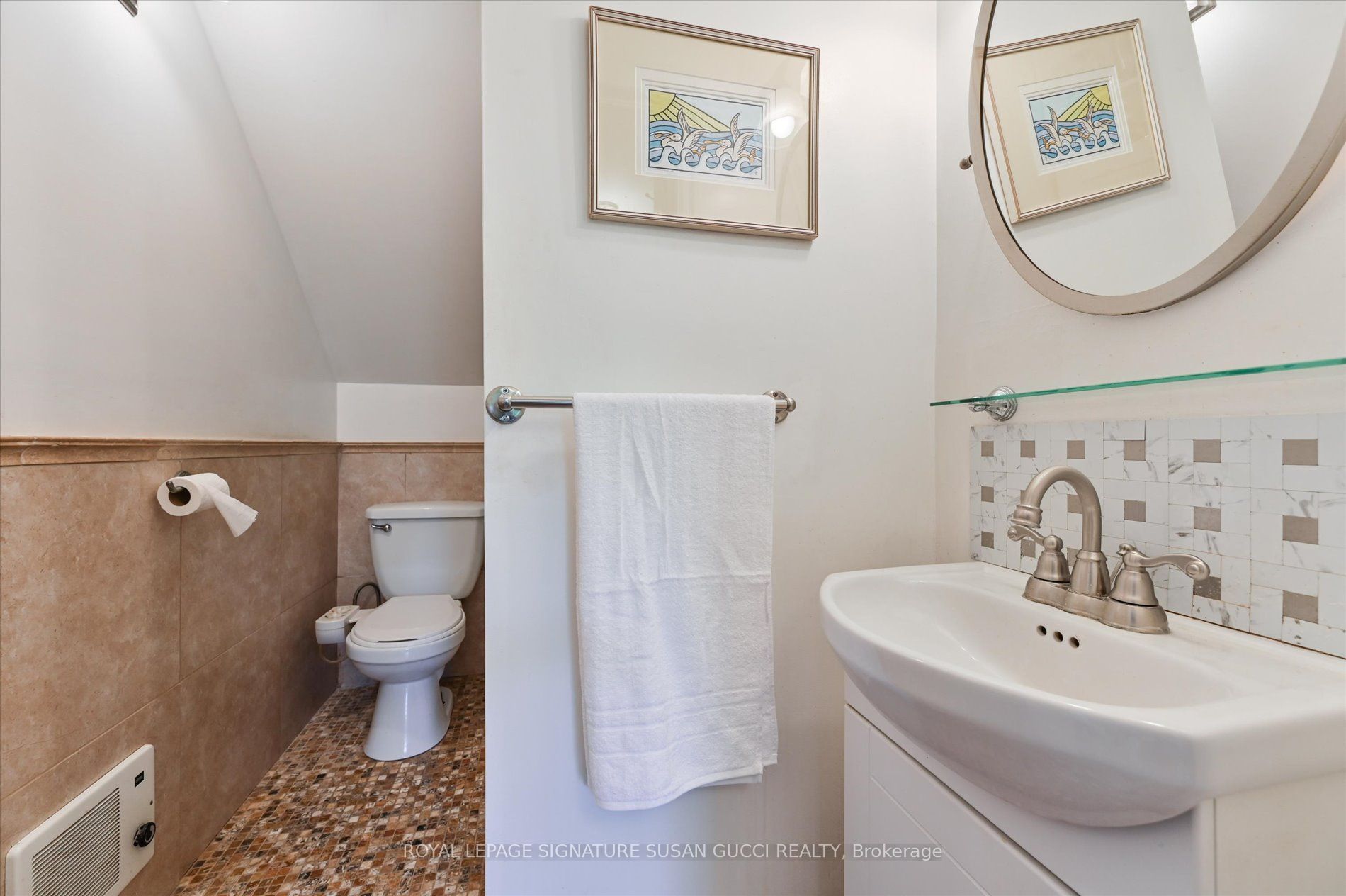 33 Plaxton Drive Property Photo 16