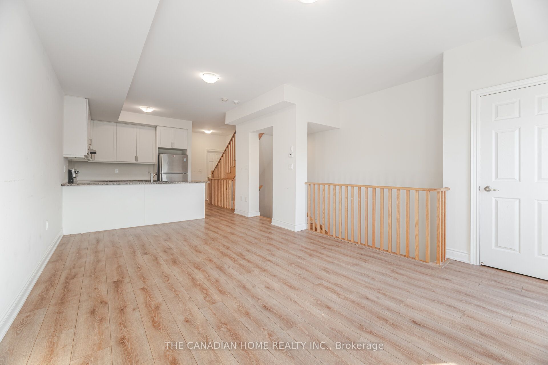 241 Danzatore Path Property Photo 14