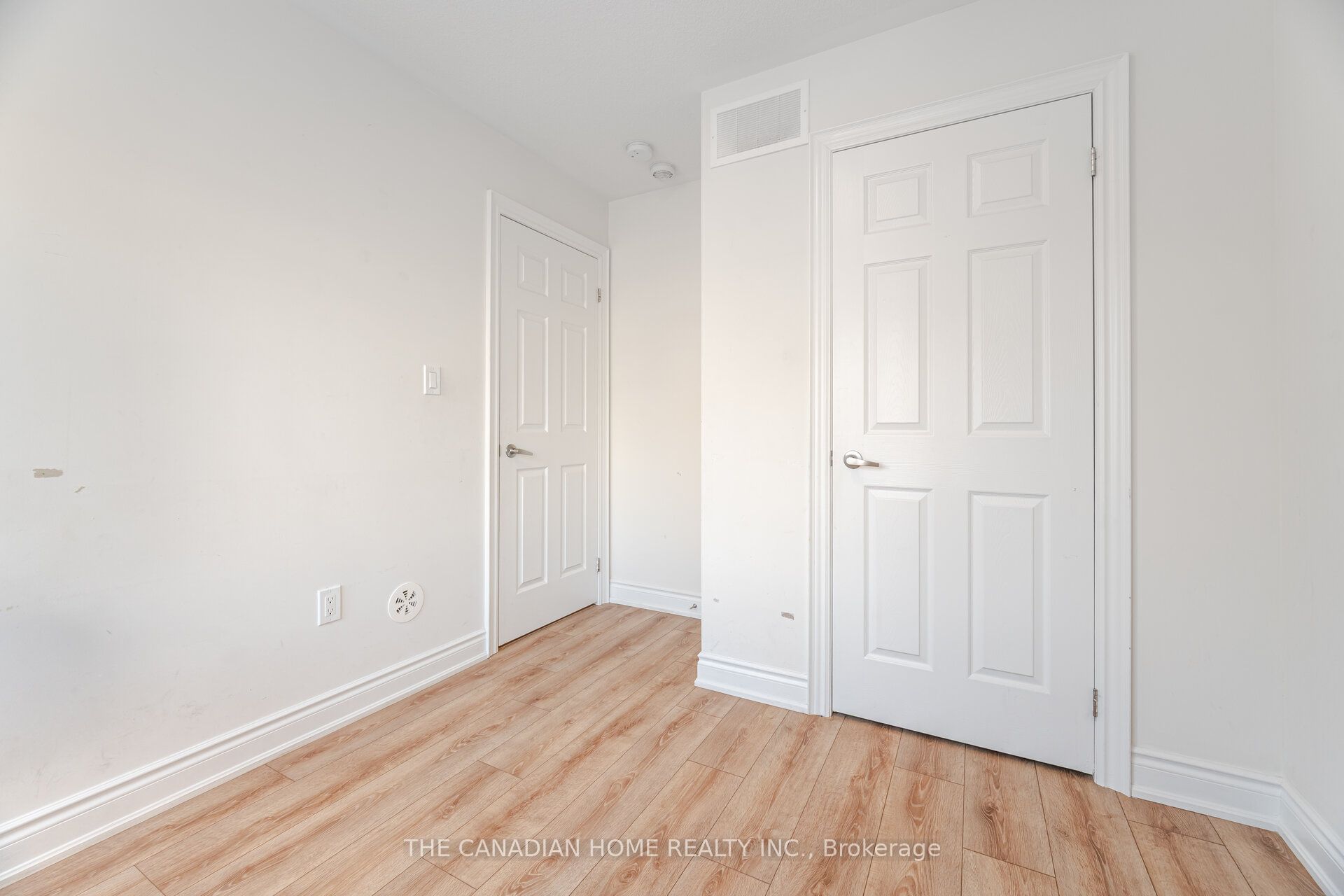 241 Danzatore Path Property Photo 25