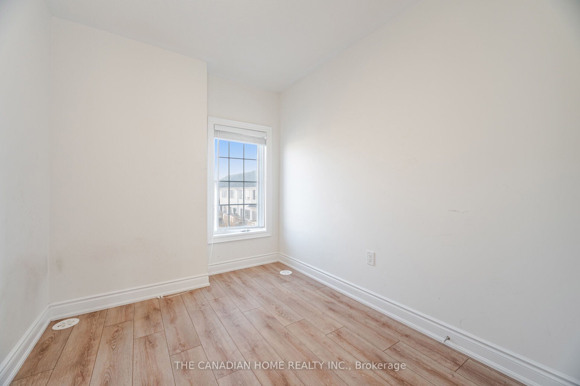 241 Danzatore Path Property Photo 34