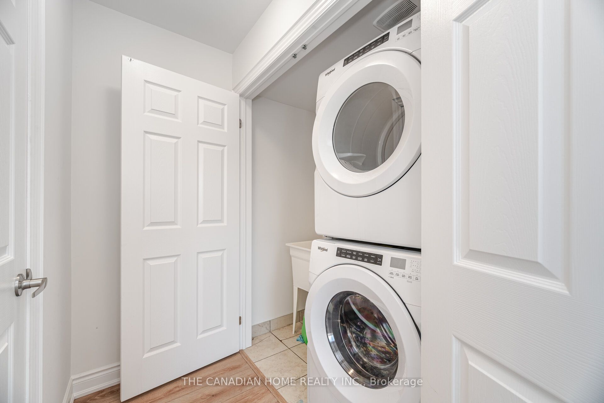 241 Danzatore Path Property Photo 46