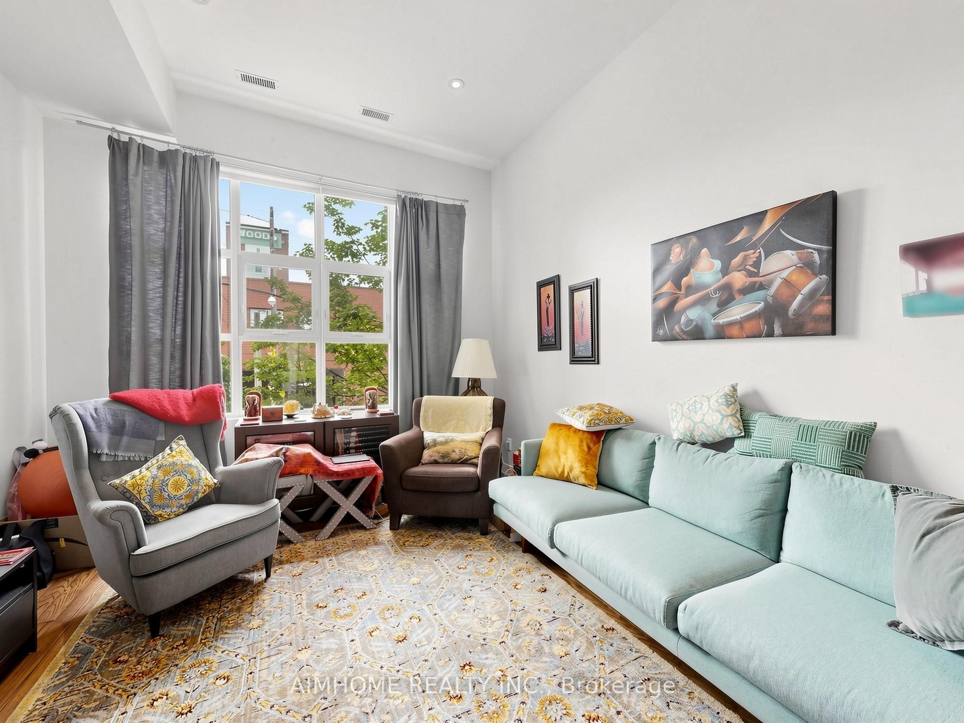1089 Dundas Street E Property Photo 17