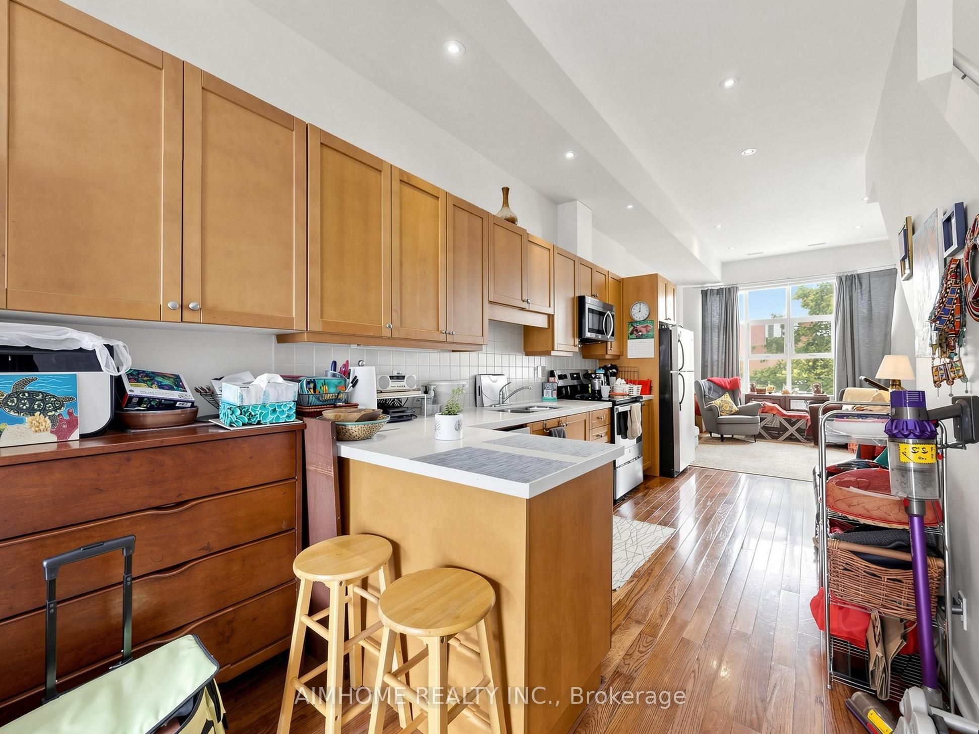 1089 Dundas Street E Property Photo 20