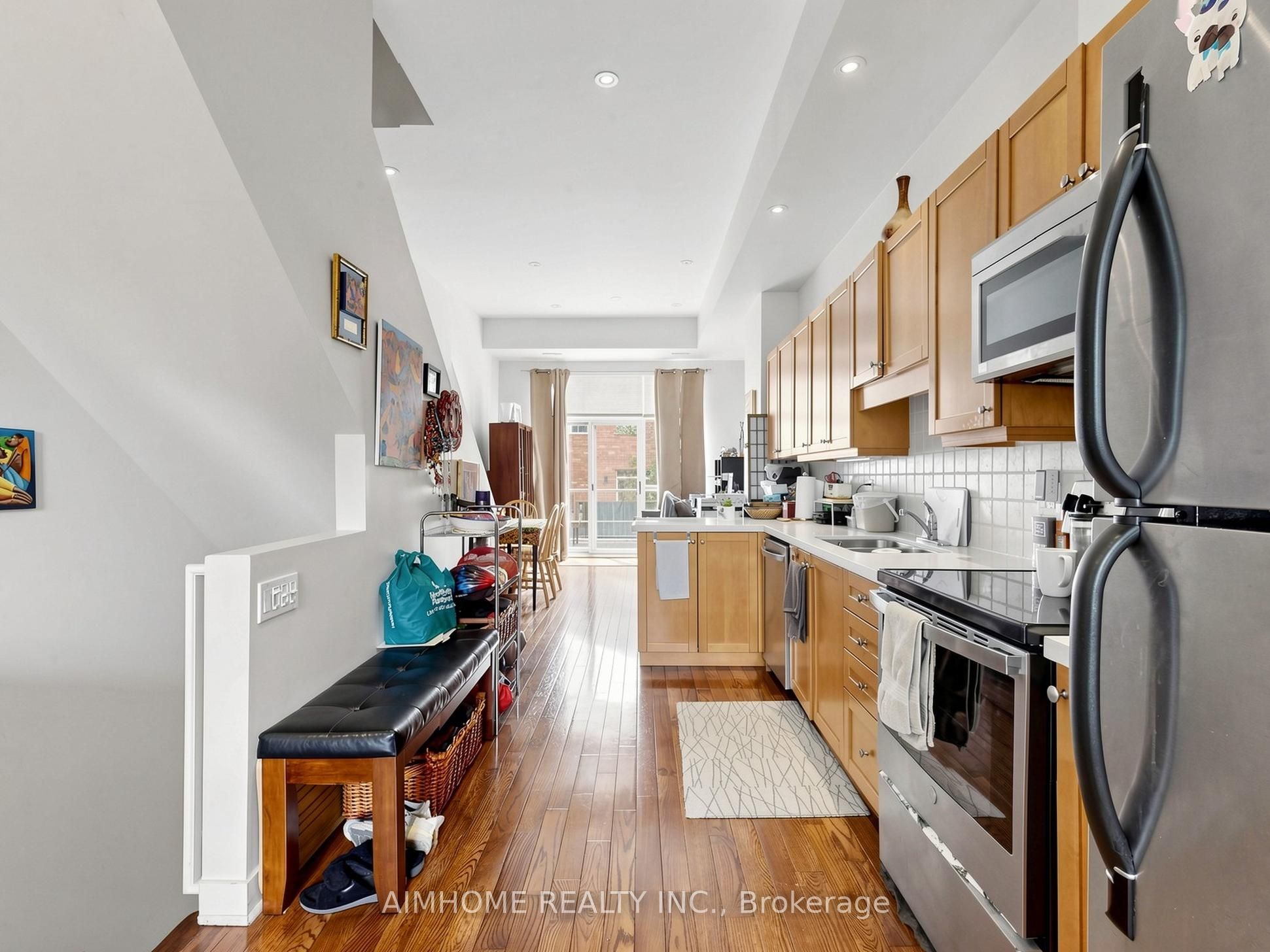 1089 Dundas Street E Property Photo 23