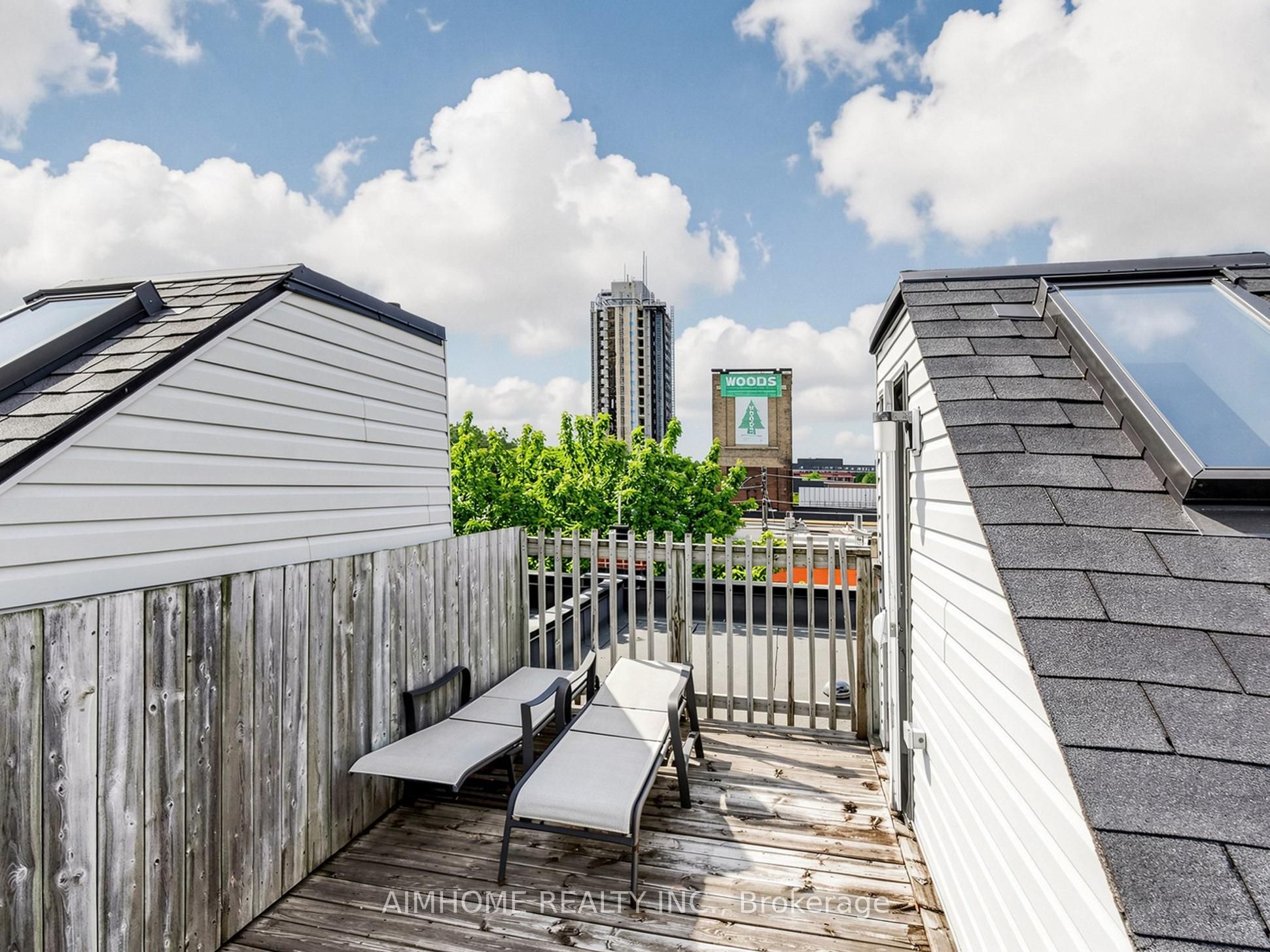 1089 Dundas Street E Property Photo 34