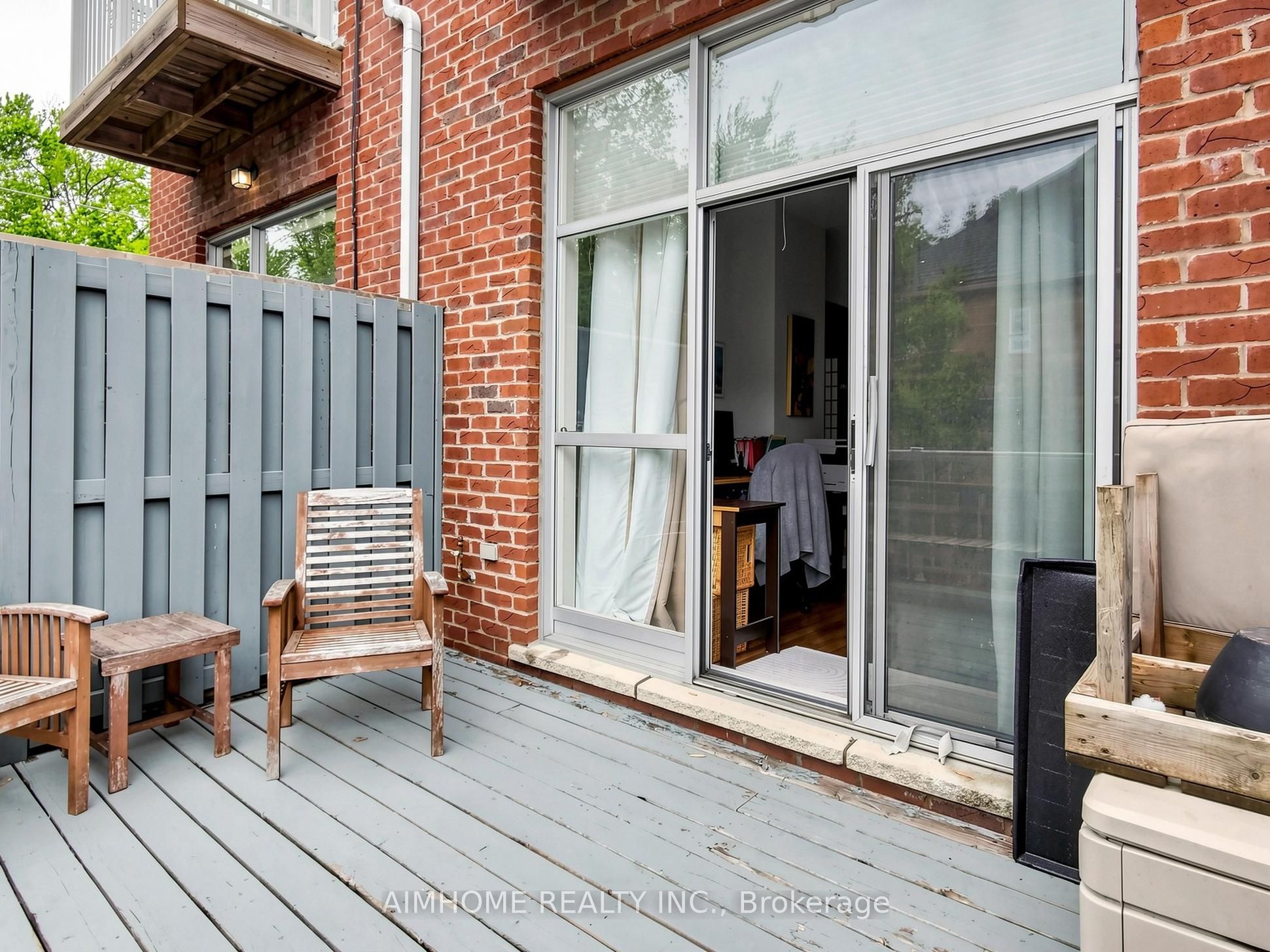 1089 Dundas Street E Property Photo 38