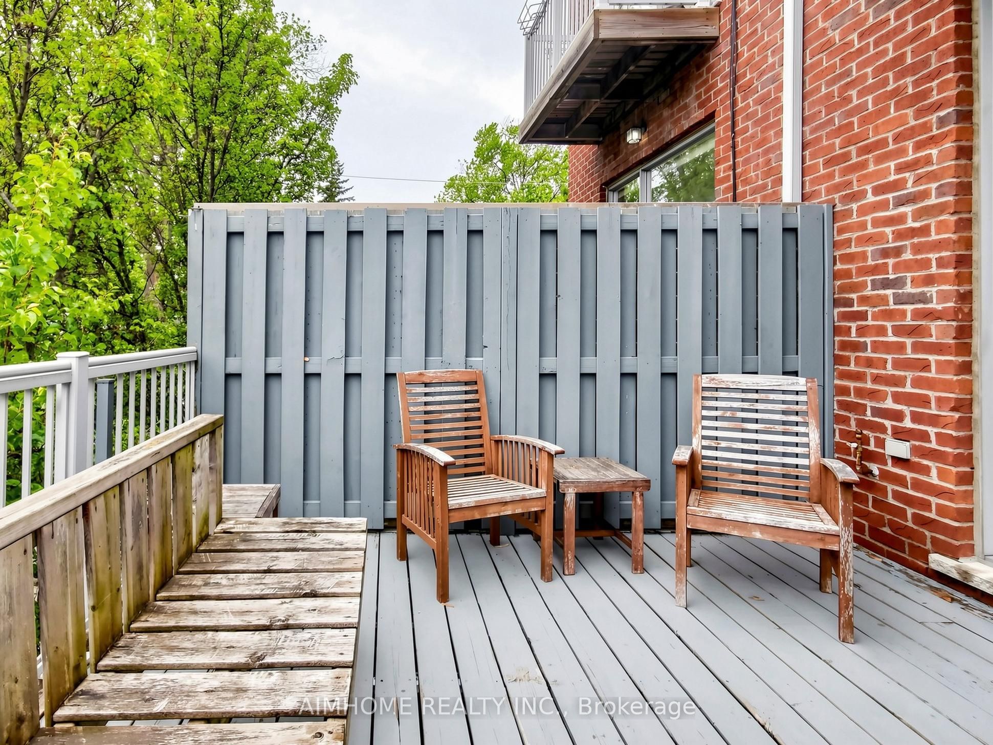 1089 Dundas Street E Property Photo 39