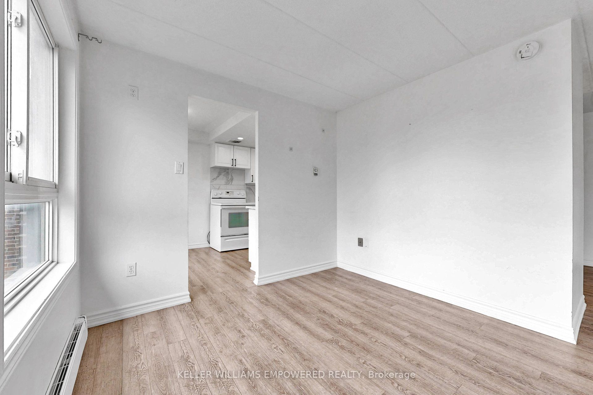 43 Taunton Road E 36 Property Photo 12