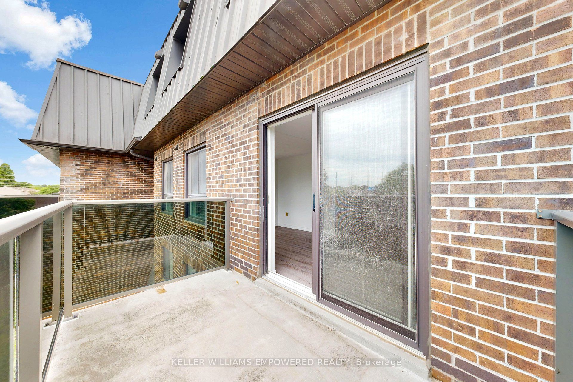 43 Taunton Road E 36 Property Photo 14