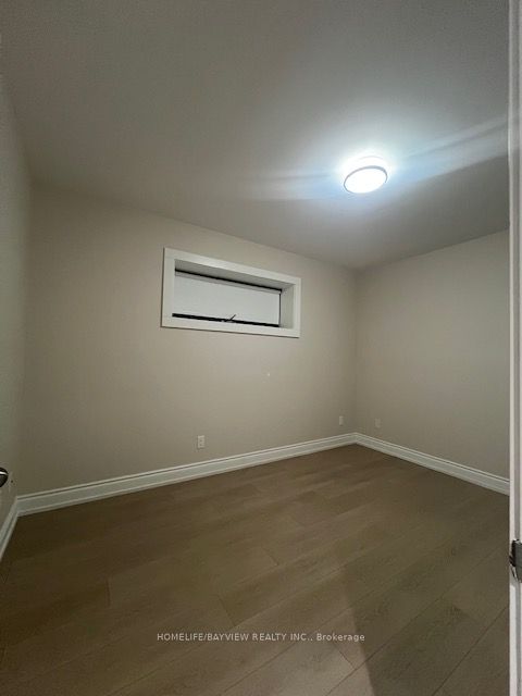 379 O'connor Drive Unit 1 (bsmnt) Property Photo 21