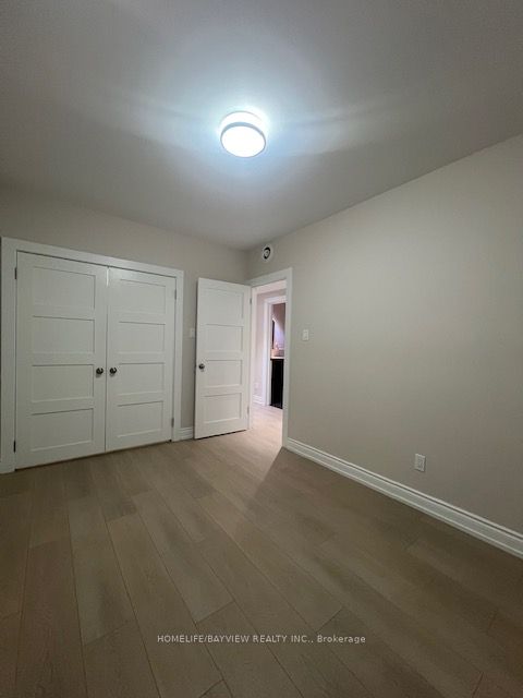 379 O'connor Drive Unit 1 (bsmnt) Property Photo 22