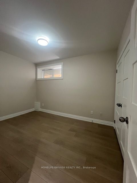 379 O'connor Drive Unit 1 (bsmnt) Property Photo 25