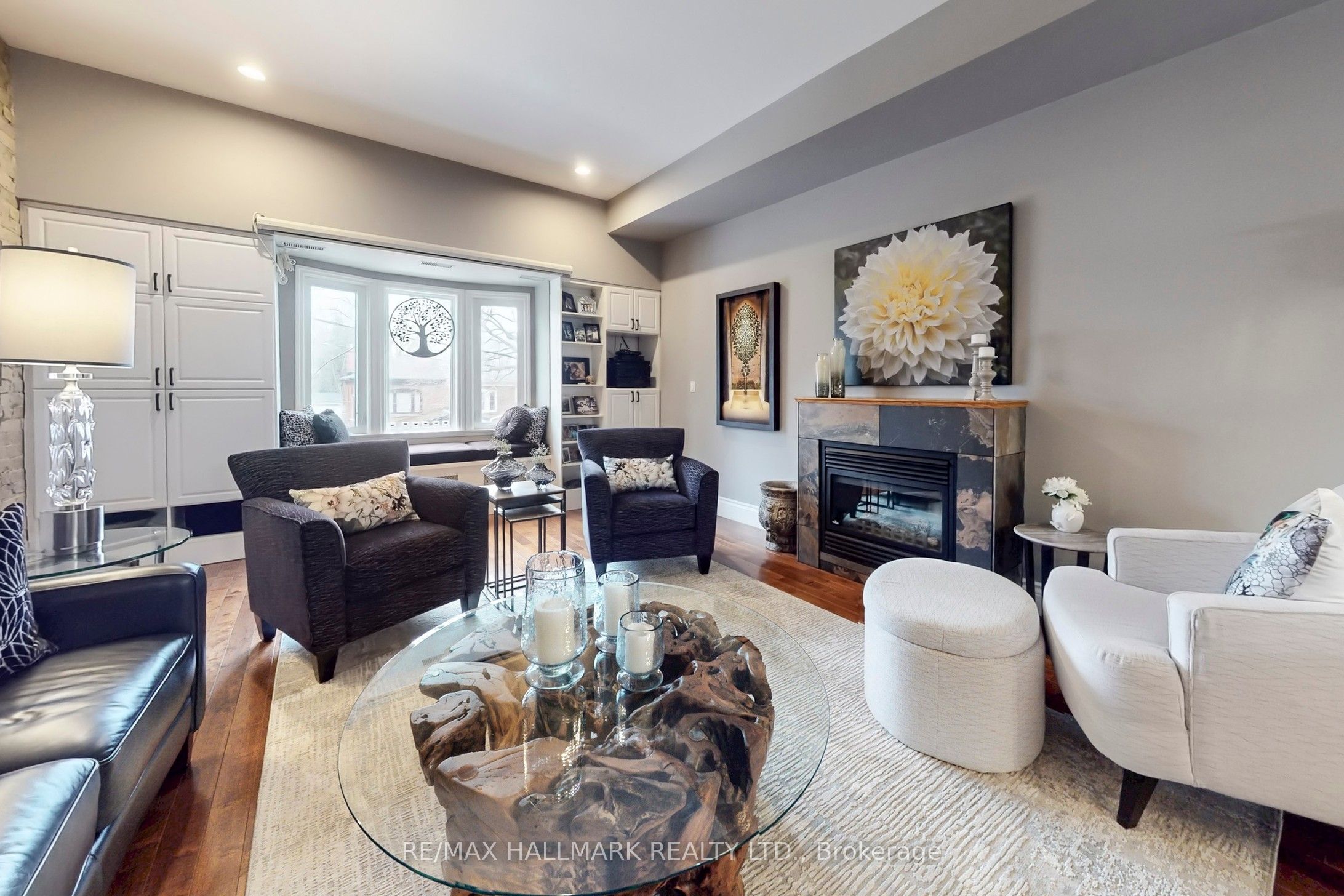 2184 Queen Street E Property Photo 12