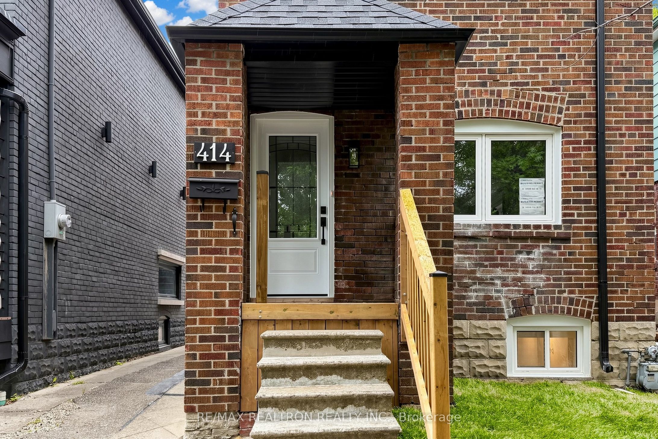 414 Mortimer Avenue Property Photo 3