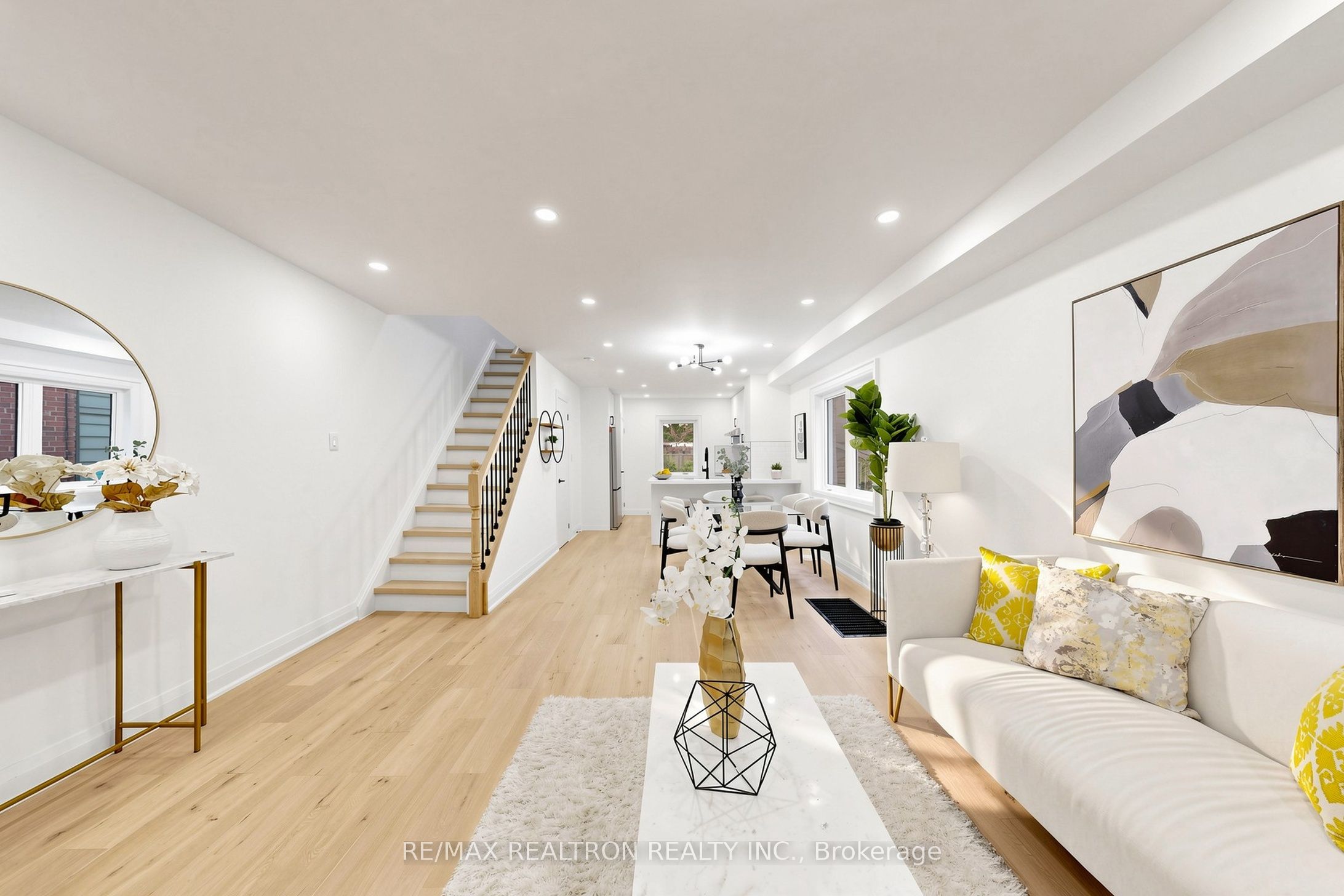 414 Mortimer Avenue Property Photo 8