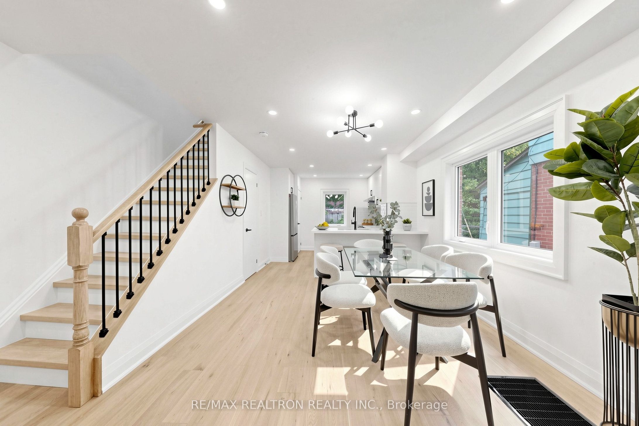 414 Mortimer Avenue Property Photo 10