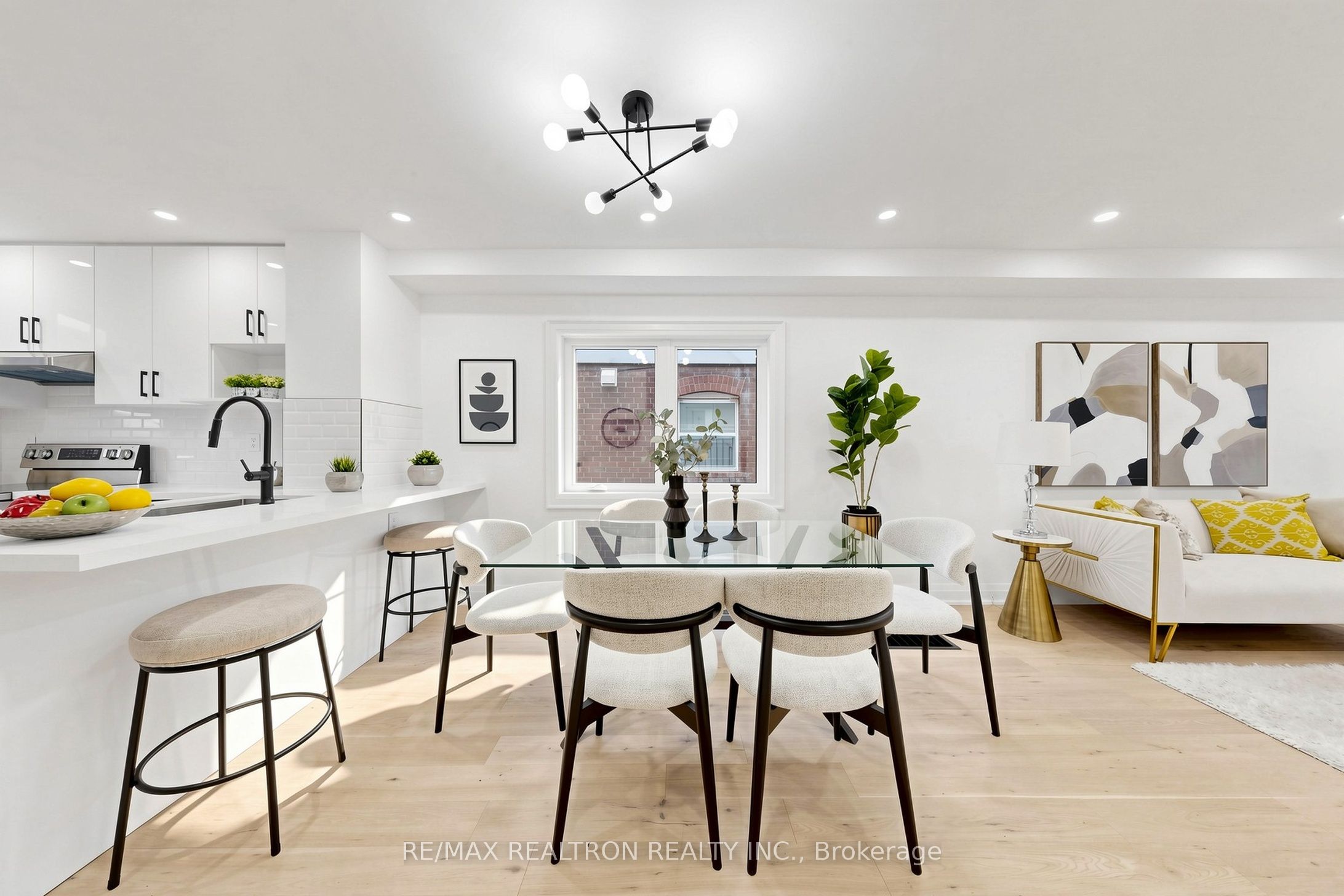 414 Mortimer Avenue Property Photo 13