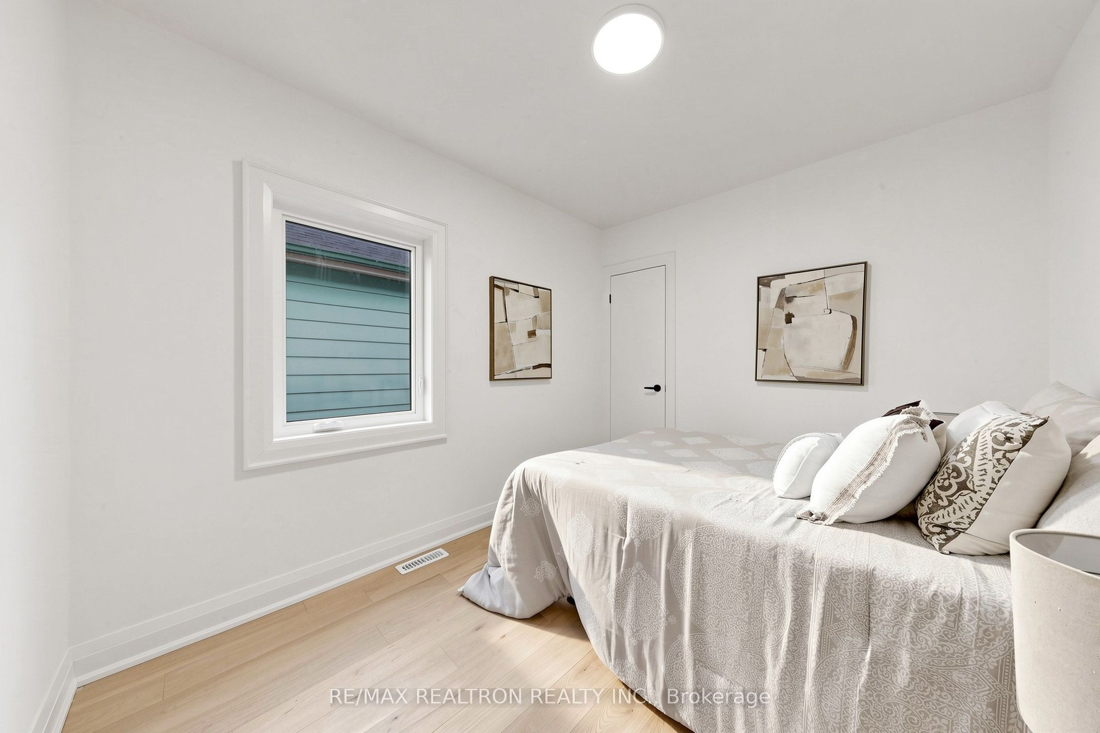 414 Mortimer Avenue Property Photo 28