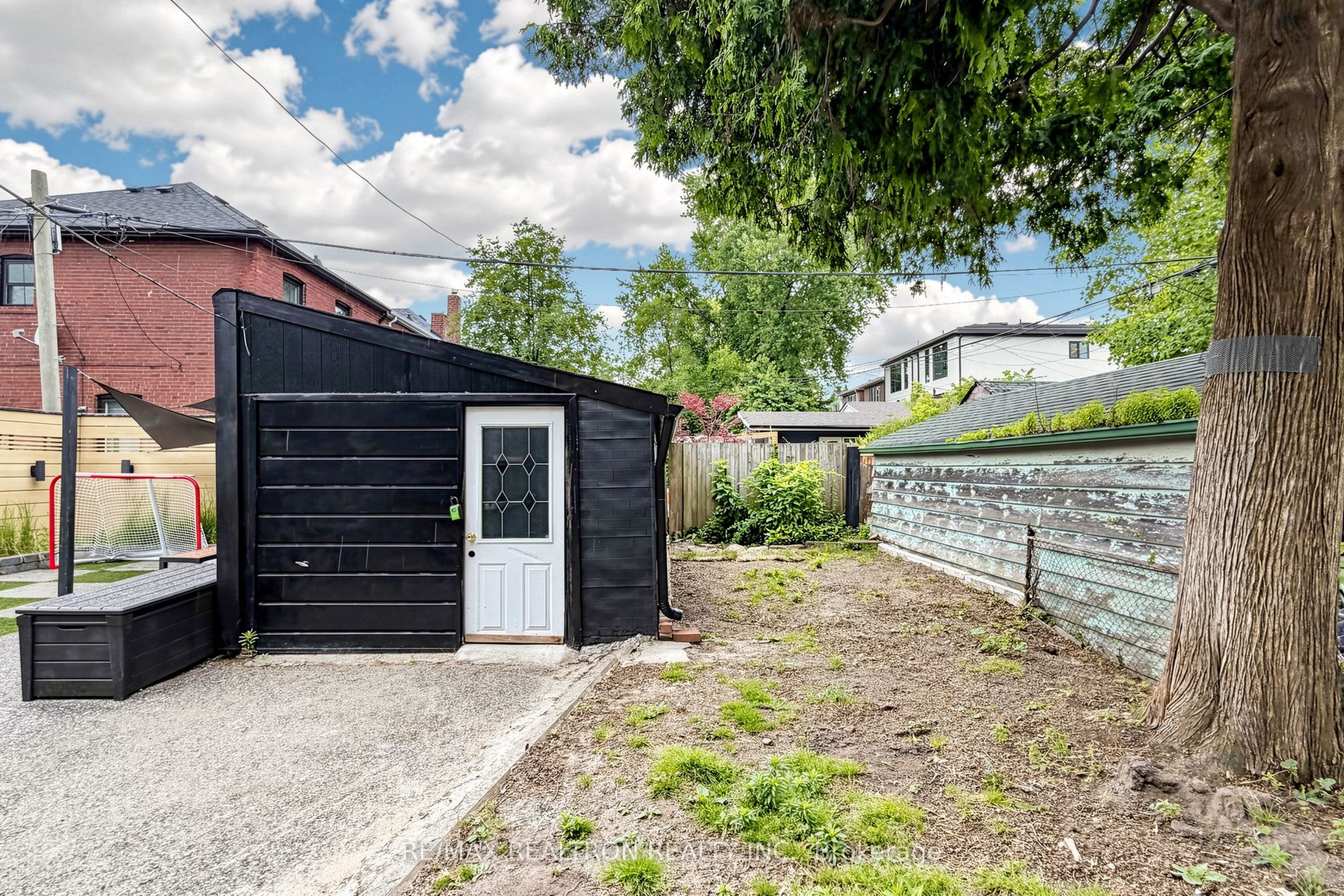 414 Mortimer Avenue Property Photo 40