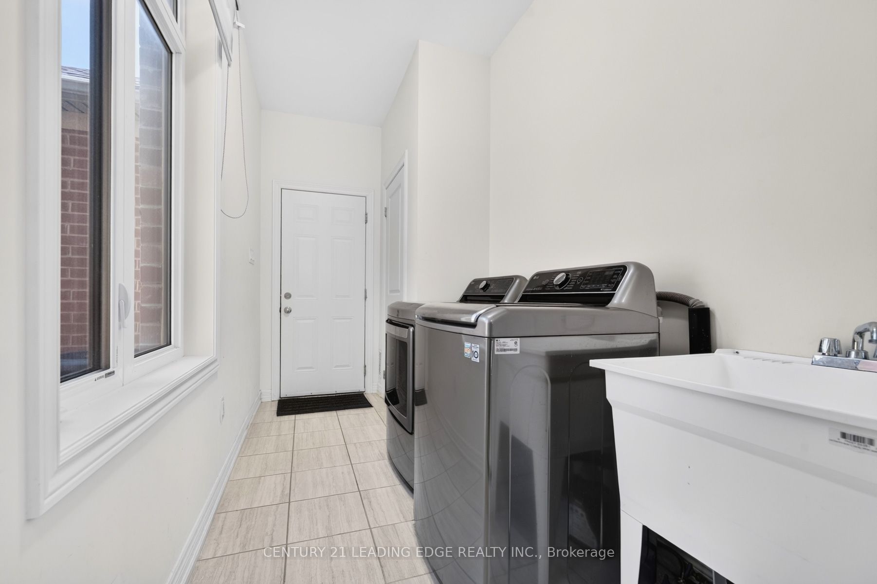 26 Hahn Street Property Photo 15
