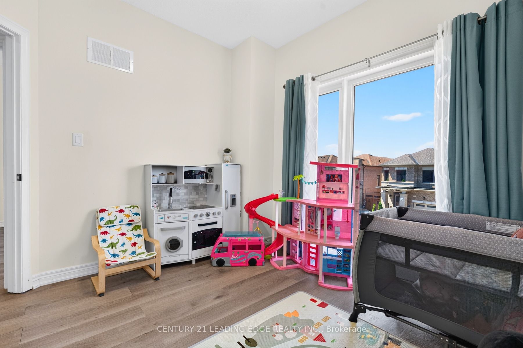 26 Hahn Street Property Photo 29