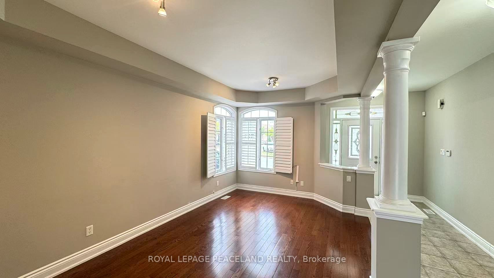 6 Cragg Crescent Property Photo 4