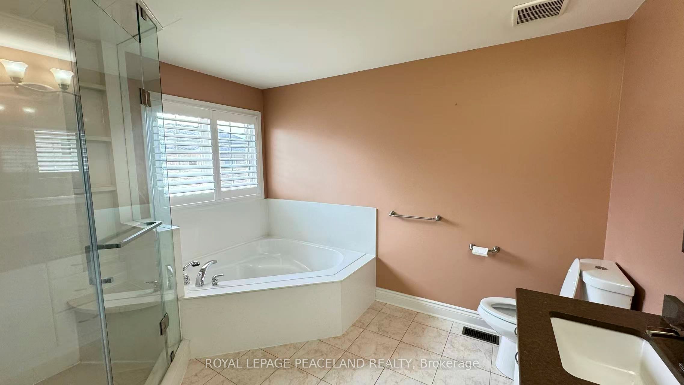 6 Cragg Crescent Property Photo 12