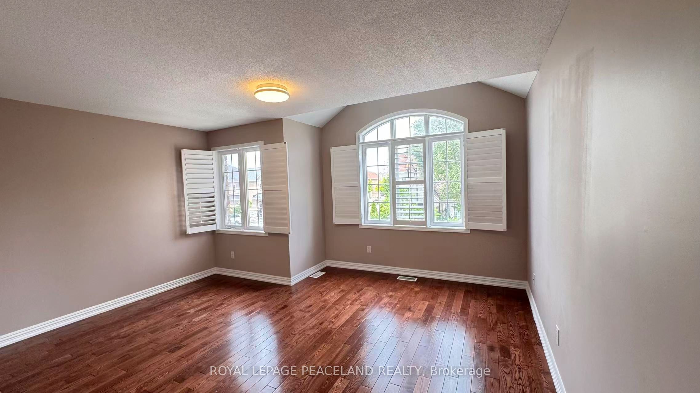 6 Cragg Crescent Property Photo 20