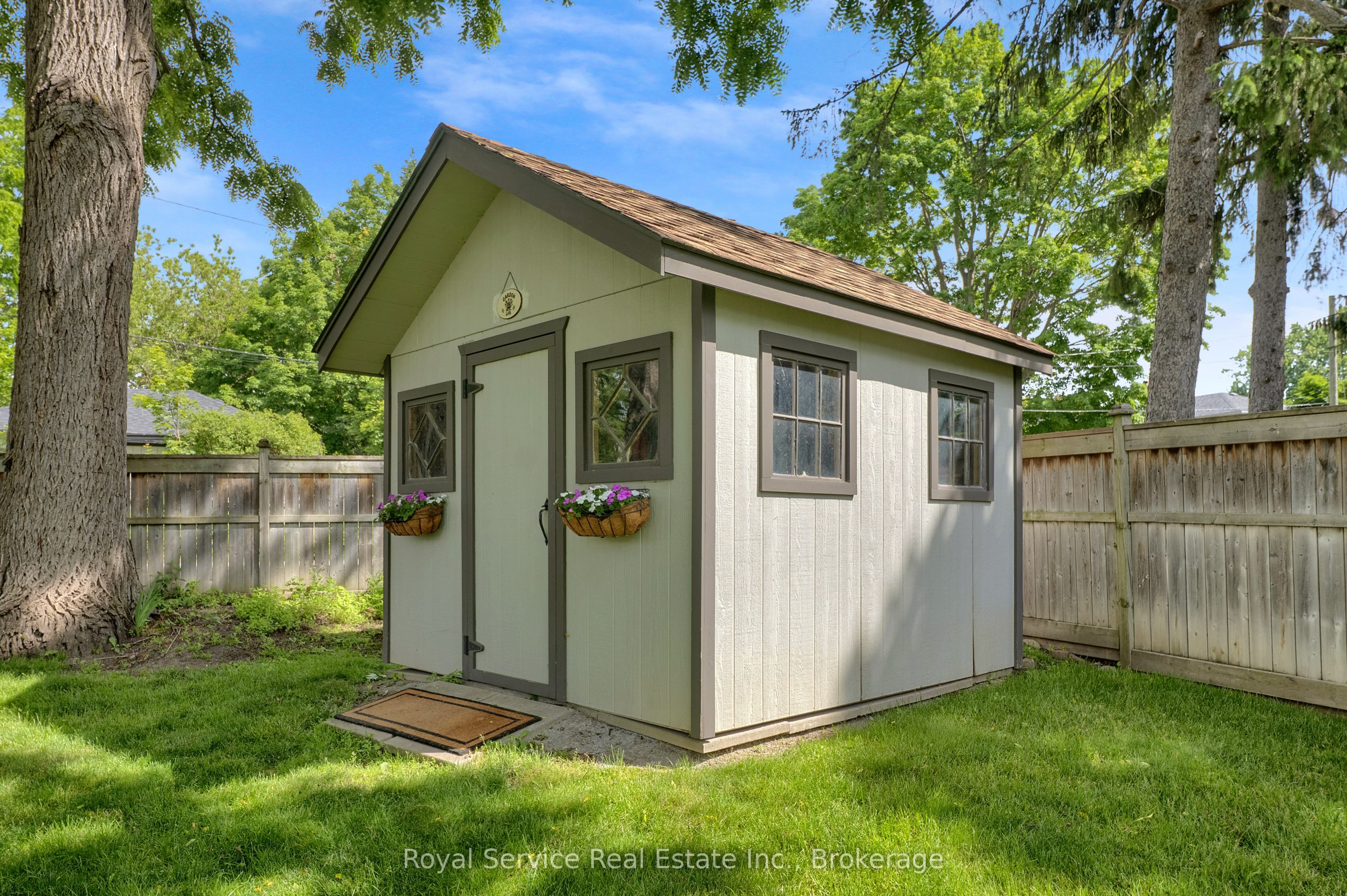 801 King Street Property Photo 46