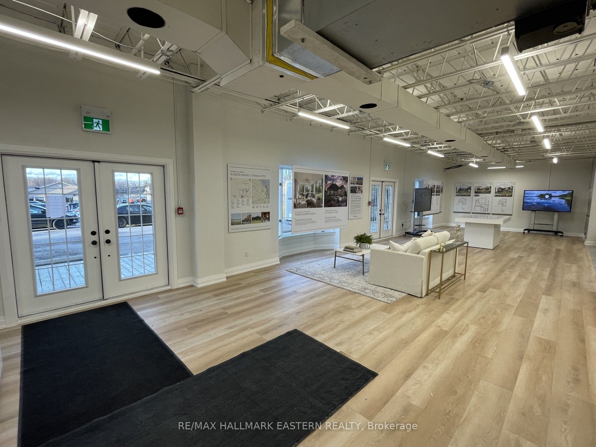 183 Queen Street Property Photo 4