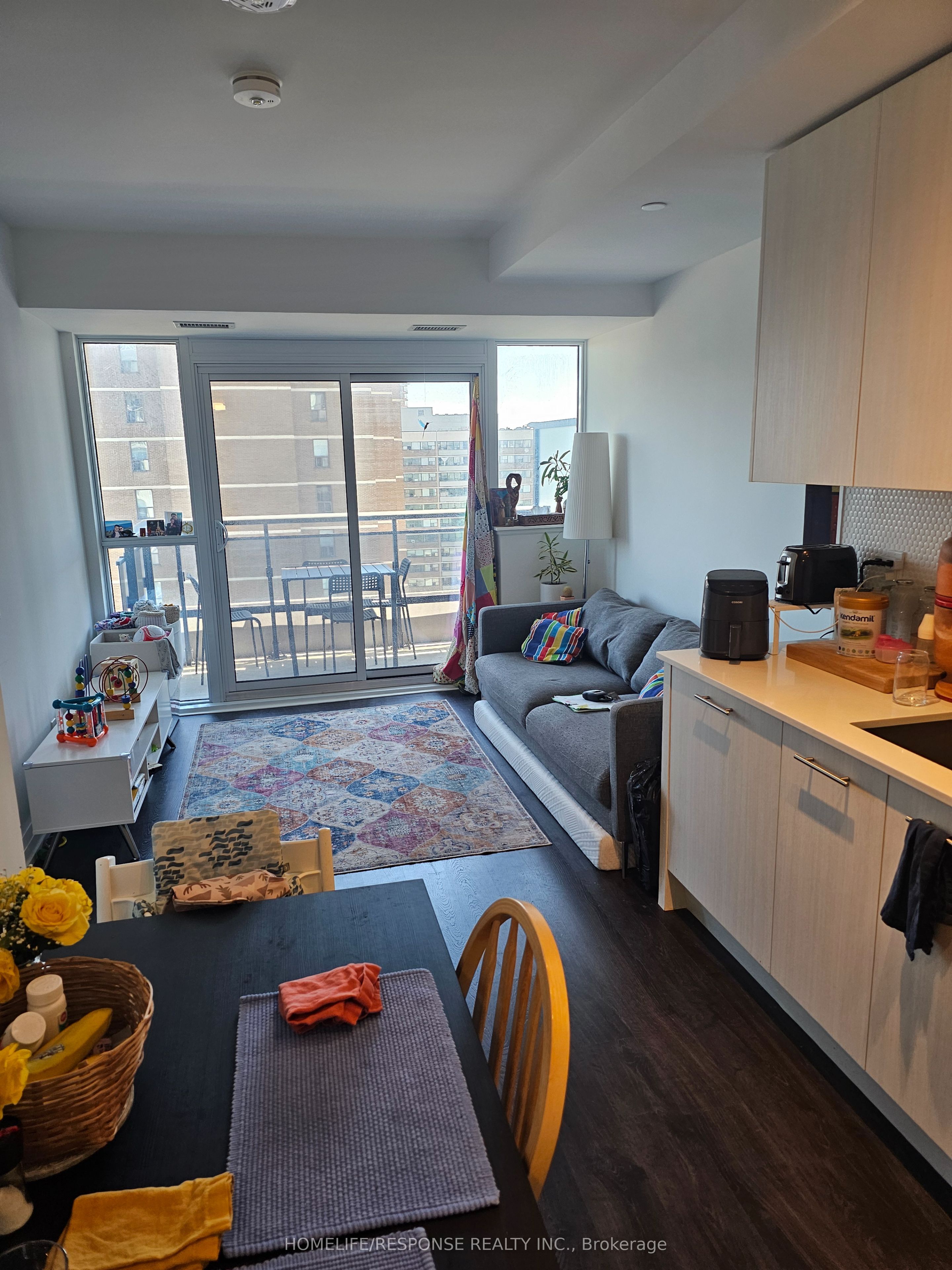 286 Main Street 2106 Property Photo 6